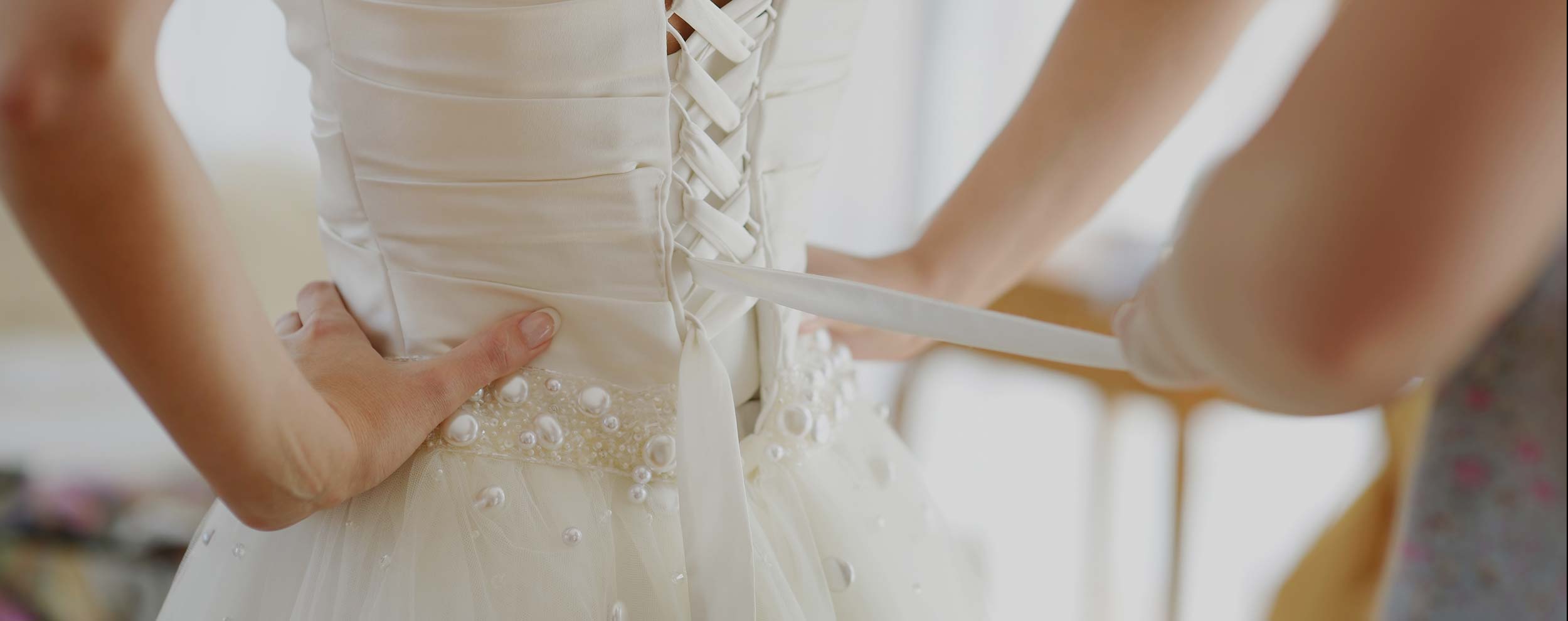 Looking For The Best Wedding Dress for your Wedding? Post FREE Inquiry!